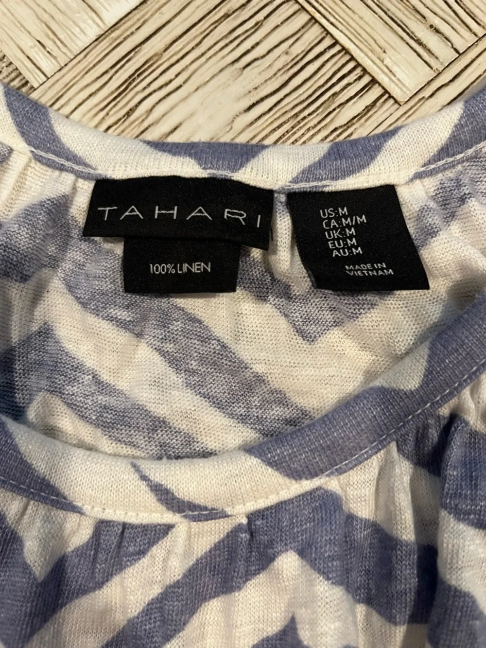Tahari 100% Linen Blue and White Zebra Print Tank Top Medium - Picture 6 of 8